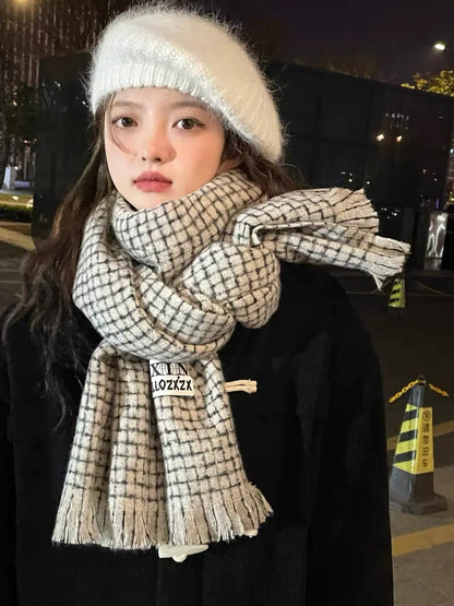 Women's Vintage Plaid Scarf